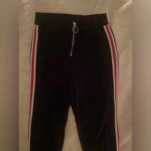 Size: SM striped guess leggings